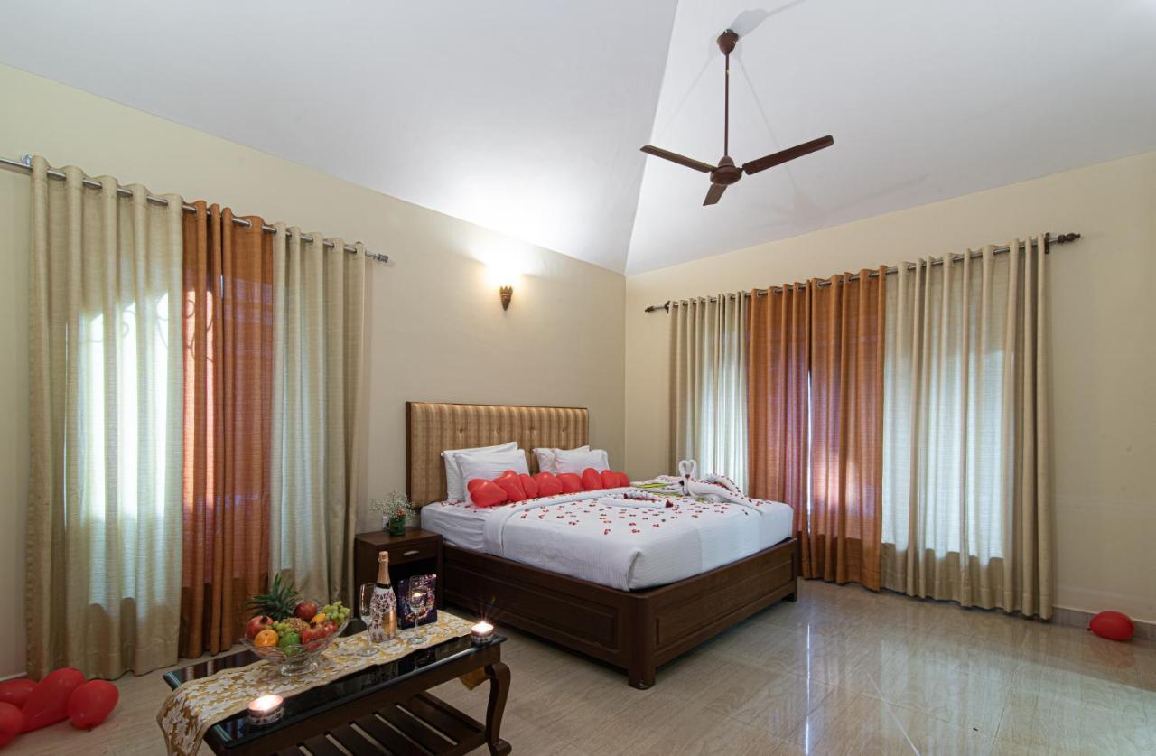 Resort The Grand Leoney Vagator